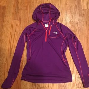 North Face Half Zip Long sleeve Top Size M